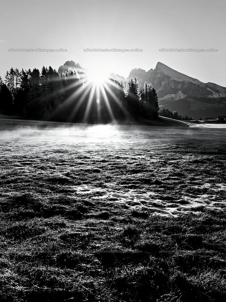 Alpe di Siusi meadow sunbeams shine over the landscape – stock images 6866x9174